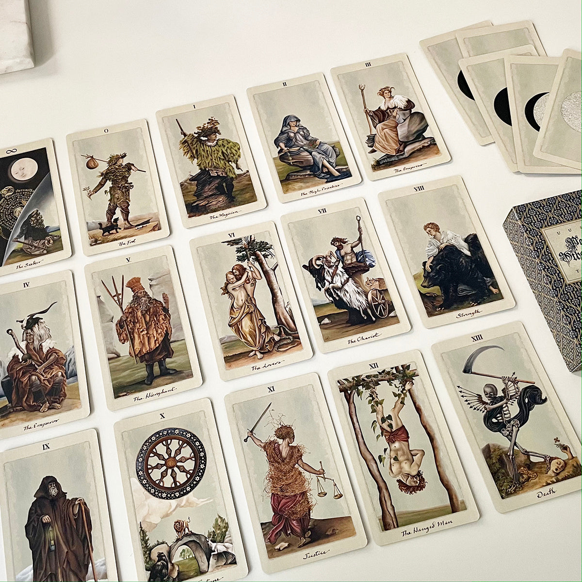 Pagan Tarot of White and Black Magic: Deck Review